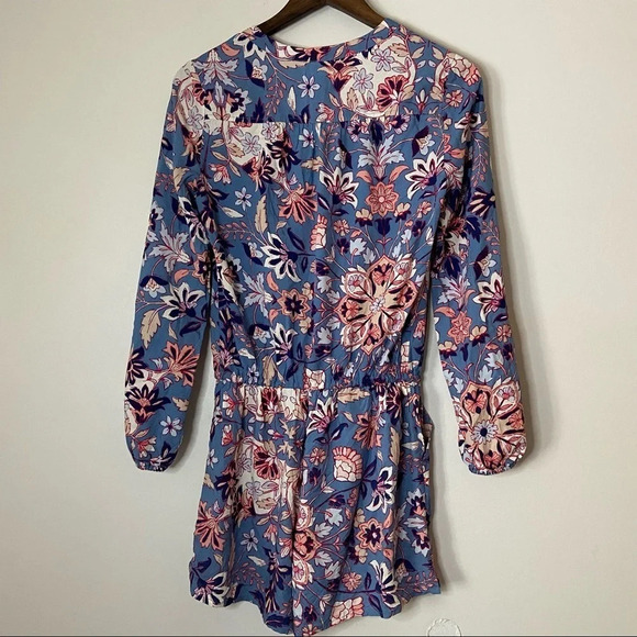 Old Navy Floral Romper Long Sleeve Hidden Button XS Boho Casual Chic - Picture 10 of 11